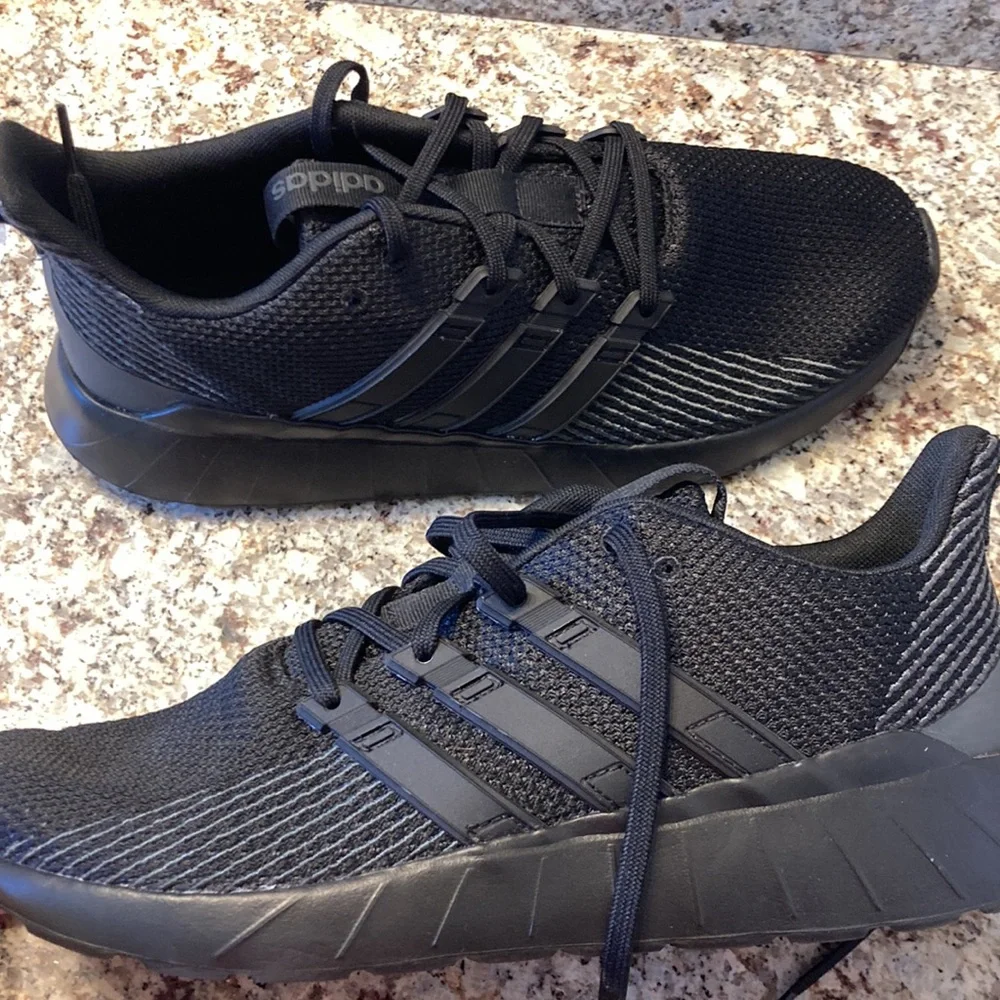 Adidas - Picture 5 of 5